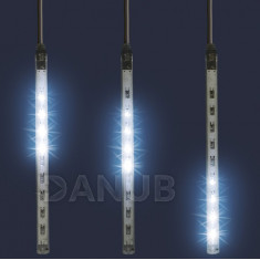 Vianočná LED svetelná reťaz vonkajšia - 5 cencúle imitujúce topenie ľadu - 50LED - 1,6M Studená biela