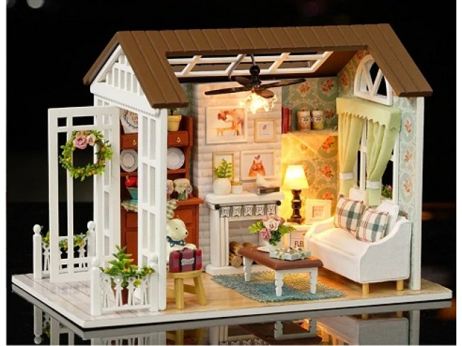DIY drevený domček pre bábiky – 8008-A