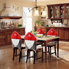 Vianočná dekorácia na stoličku - škandinávsky trpaslík - 50 x 60 cm - červená / sivá