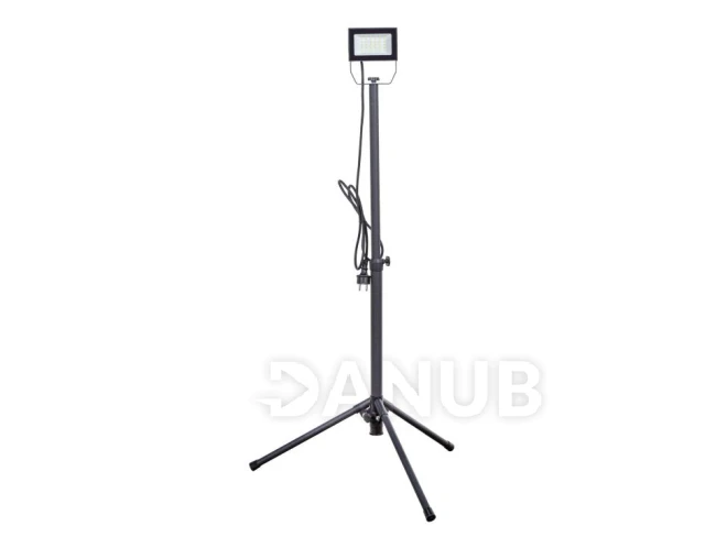 LED reflektor "Ispot" 30W stojanový 3000 lm 1.5m kábel IP65