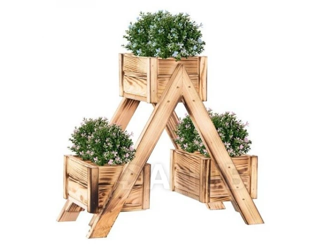 Veľký drevený kvetináč