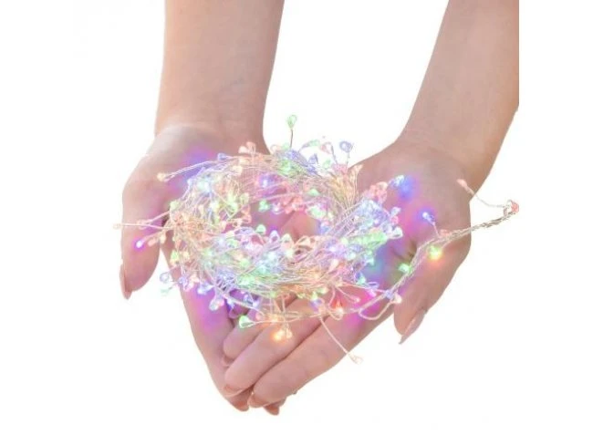 Dekoratívne osvetlenie s 300 LED diódami