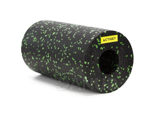 Masážny valec/roller - stredne tvrdý penový valec - čierno-zelený