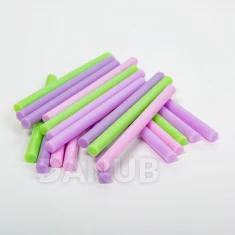 Náplň do lepiacej pištole - 7 x 100 mm - macaronová farba - 20 ks / balenie 