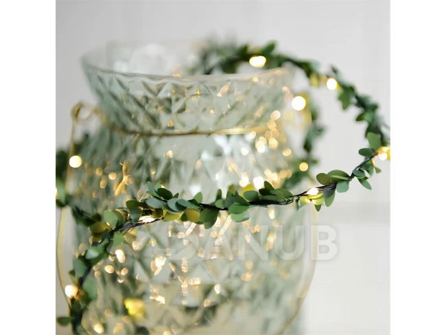 Vianočná LED dekorácia - girlanda - 10 LED - 2 x AA  - 1 m