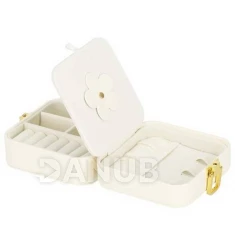 Šperkovnica s priehradkami - hranatá - 10x10x5 cm - krémová ekokoža